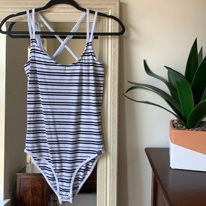 SUPERDRY black & white tank top bodysuit (US size 6) ✨
